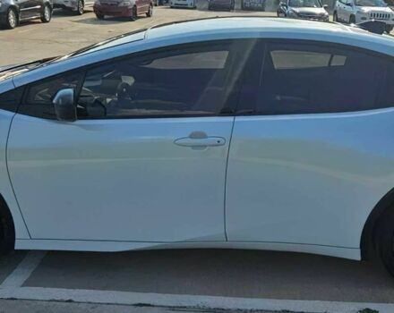 Белый Тойота Приус, объемом двигателя 2 л и пробегом 10 тыс. км за 8000 $, фото 3 на Automoto.ua
