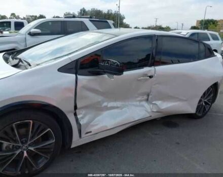 Белый Тойота Приус, объемом двигателя 0 л и пробегом 80 тыс. км за 21000 $, фото 4 на Automoto.ua