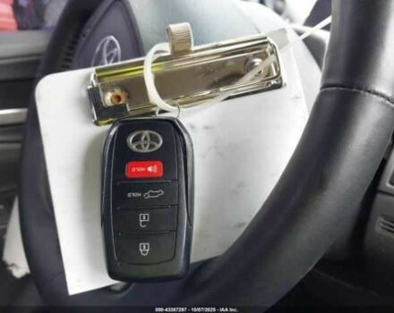 Белый Тойота Приус, объемом двигателя 0 л и пробегом 80 тыс. км за 21000 $, фото 6 на Automoto.ua