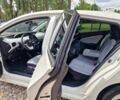 Белый Тойота Приус, объемом двигателя 1.8 л и пробегом 127 тыс. км за 9000 $, фото 5 на Automoto.ua