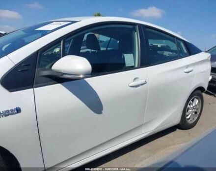 Белый Тойота Приус, объемом двигателя 1.8 л и пробегом 117 тыс. км за 7000 $, фото 14 на Automoto.ua