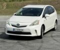 Белый Тойота Приус, объемом двигателя 1.8 л и пробегом 300 тыс. км за 9000 $, фото 1 на Automoto.ua