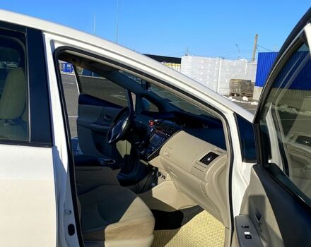 Білий Тойота Пріус, об'ємом двигуна 1.8 л та пробігом 212 тис. км за 15000 $, фото 8 на Automoto.ua