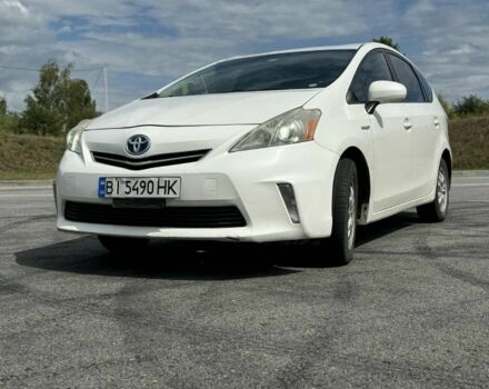 Белый Тойота Приус, объемом двигателя 1.8 л и пробегом 300 тыс. км за 9000 $, фото 5 на Automoto.ua