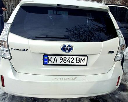 Белый Тойота Приус, объемом двигателя 1.8 л и пробегом 230 тыс. км за 11800 $, фото 3 на Automoto.ua
