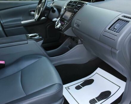 Білий Тойота Пріус, об'ємом двигуна 1.8 л та пробігом 83 тис. км за 3000 $, фото 8 на Automoto.ua