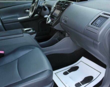 Білий Тойота Пріус, об'ємом двигуна 1.8 л та пробігом 82 тис. км за 4000 $, фото 7 на Automoto.ua