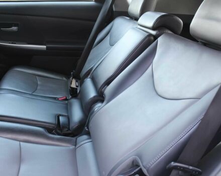 Білий Тойота Пріус, об'ємом двигуна 1.8 л та пробігом 83 тис. км за 3000 $, фото 12 на Automoto.ua