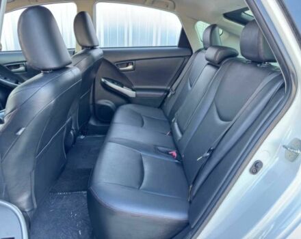 Білий Тойота Пріус, об'ємом двигуна 1.8 л та пробігом 84 тис. км за 2000 $, фото 9 на Automoto.ua