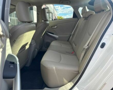 Тойота Приус 2013 в Черновцах на Automoto.ua Белый Тойота Приус, объемом двигателя 1.8 л и пробегом 87 тыс. км за 2100 $, фото 11 на Automoto.ua