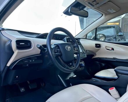 Белый Тойота Приус, объемом двигателя 1.8 л и пробегом 16 тыс. км за 12000 $, фото 7 на Automoto.ua