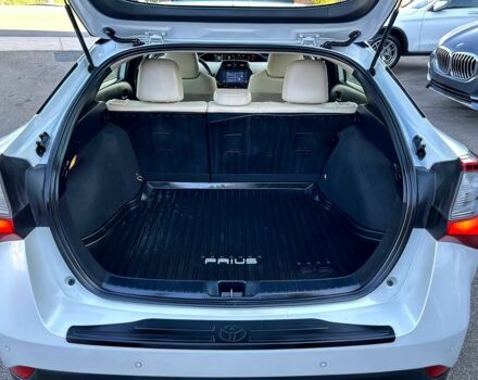 Белый Тойота Приус, объемом двигателя 1.8 л и пробегом 16 тыс. км за 12000 $, фото 12 на Automoto.ua