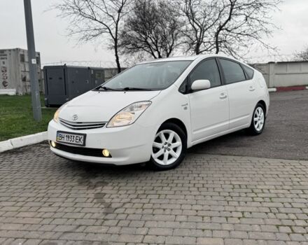 Білий Тойота Пріус, об'ємом двигуна 1.5 л та пробігом 270 тис. км за 5750 $, фото 1 на Automoto.ua