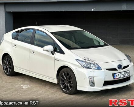 Білий Тойота Пріус, об'ємом двигуна 1.8 л та пробігом 293 тис. км за 10750 $, фото 1 на Automoto.ua