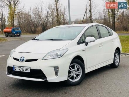 Белый Тойота Приус, объемом двигателя 1.8 л и пробегом 221 тыс. км за 8900 $, фото 1 на Automoto.ua