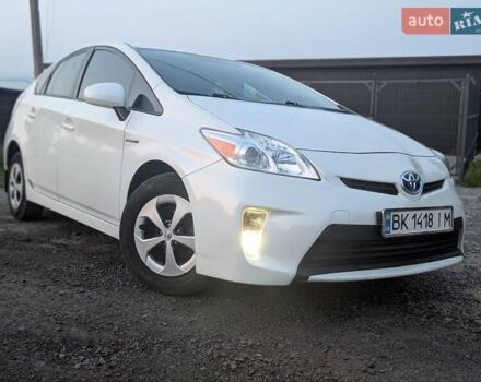 Белый Тойота Приус, объемом двигателя 1.8 л и пробегом 270 тыс. км за 11500 $, фото 1 на Automoto.ua