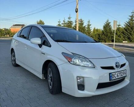 Белый Тойота Приус, объемом двигателя 1.8 л и пробегом 158 тыс. км за 11500 $, фото 1 на Automoto.ua