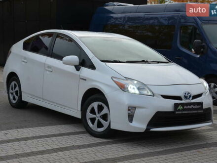 Тойота Пріус 2013 у Києві на Automoto.ua Білий Тойота Пріус, об'ємом двигуна 1.8 л та пробігом 281 тис. км за 9999 $, фото 1 на Automoto.ua