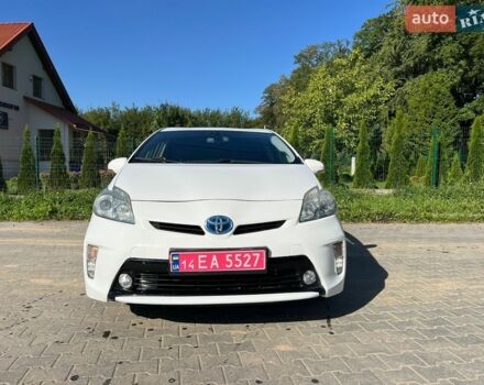 Белый Тойота Приус, объемом двигателя 1.8 л и пробегом 177 тыс. км за 14200 $, фото 1 на Automoto.ua