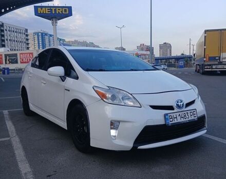 Белый Тойота Приус, объемом двигателя 1.79 л и пробегом 195 тыс. км за 9900 $, фото 1 на Automoto.ua