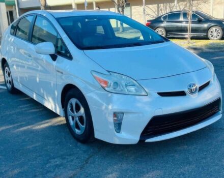 Белый Тойота Приус, объемом двигателя 1.8 л и пробегом 80 тыс. км за 5000 $, фото 1 на Automoto.ua