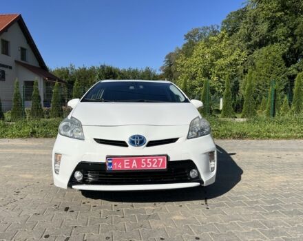 Белый Тойота Приус, объемом двигателя 1.8 л и пробегом 177 тыс. км за 14163 $, фото 1 на Automoto.ua
