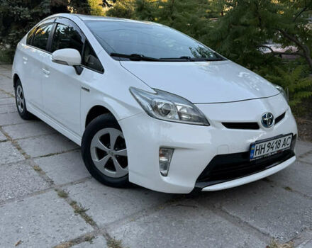Белый Тойота Приус, объемом двигателя 1.8 л и пробегом 117 тыс. км за 13200 $, фото 1 на Automoto.ua