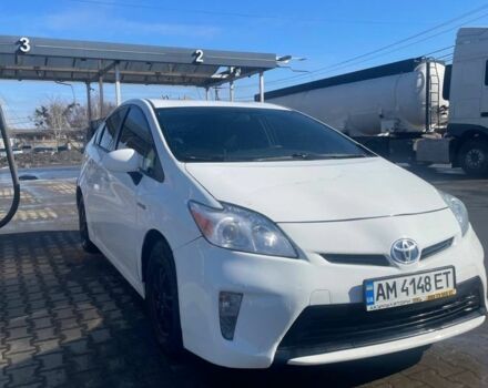 Белый Тойота Приус, объемом двигателя 1.8 л и пробегом 200 тыс. км за 7999 $, фото 1 на Automoto.ua