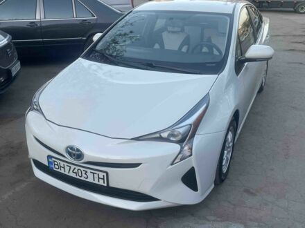 Тойота Приус 2016 в Одессе на Automoto.ua Белый Тойота Приус, объемом двигателя 1.8 л и пробегом 30 тыс. км за 17000 $, фото 1 на Automoto.ua
