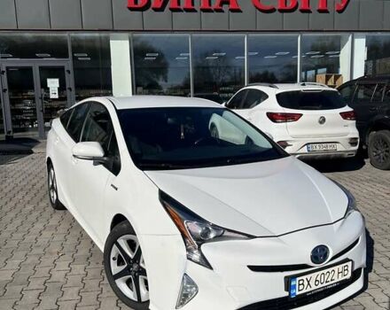 Белый Тойота Приус, объемом двигателя 1.8 л и пробегом 240 тыс. км за 17700 $, фото 1 на Automoto.ua