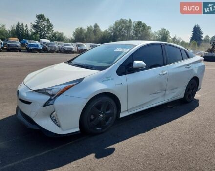 Білий Тойота Пріус, об'ємом двигуна 1.8 л та пробігом 102 тис. км за 4000 $, фото 1 на Automoto.ua