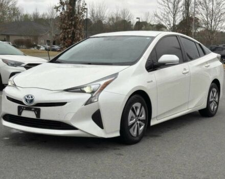 Белый Тойота Приус, объемом двигателя 1.8 л и пробегом 52 тыс. км за 3600 $, фото 1 на Automoto.ua