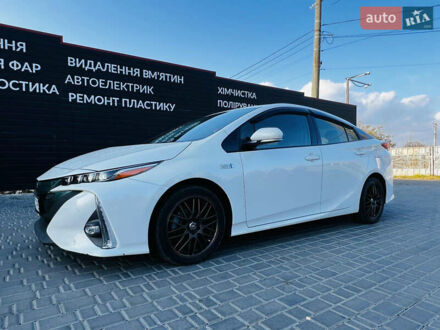 Тойота Приус 2018 в Черноморске (Ильичевске) на Automoto.ua Белый Тойота Приус, объемом двигателя 1.8 л и пробегом 85 тыс. км за 19200 $, фото 1 на Automoto.ua