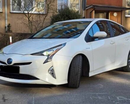 Белый Тойота Приус, объемом двигателя 1.8 л и пробегом 78 тыс. км за 12500 $, фото 1 на Automoto.ua