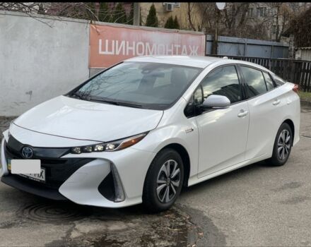 Белый Тойота Приус, объемом двигателя 1.8 л и пробегом 90 тыс. км за 21000 $, фото 1 на Automoto.ua