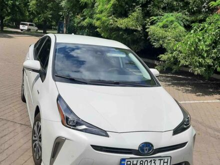 Білий Тойота Пріус, об'ємом двигуна 1.8 л та пробігом 2 тис. км за 24000 $, фото 1 на Automoto.ua
