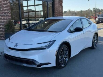 Тойота Приус 2024 в Киеве на Automoto.ua Белый Тойота Приус, объемом двигателя 2 л и пробегом 15 тыс. км за 13000 $, фото 1 на Automoto.ua