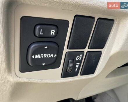 Бежевий Тойота Пріус, об'ємом двигуна 1.8 л та пробігом 336 тис. км за 9200 $, фото 14 на Automoto.ua