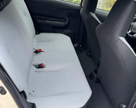 Бежевый Тойота Приус, объемом двигателя 1.5 л и пробегом 64 тыс. км за 14500 $, фото 7 на Automoto.ua