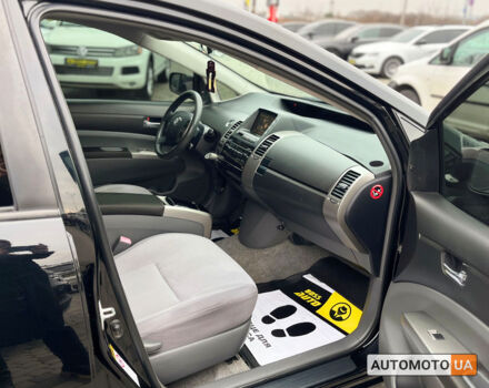 Черный Тойота Приус, объемом двигателя 1.5 л и пробегом 299 тыс. км за 7700 $, фото 14 на Automoto.ua