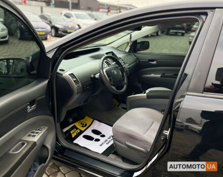 Черный Тойота Приус, объемом двигателя 1.5 л и пробегом 299 тыс. км за 7700 $, фото 8 на Automoto.ua