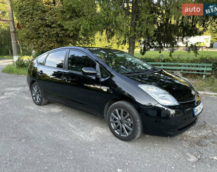 Черный Тойота Приус, объемом двигателя 1.5 л и пробегом 240 тыс. км за 6700 $, фото 1 на Automoto.ua