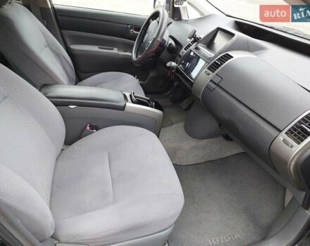 Черный Тойота Приус, объемом двигателя 1.5 л и пробегом 276 тыс. км за 8000 $, фото 8 на Automoto.ua