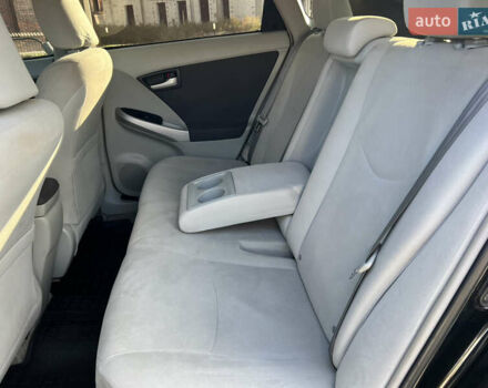Черный Тойота Приус, объемом двигателя 1.8 л и пробегом 250 тыс. км за 9500 $, фото 7 на Automoto.ua