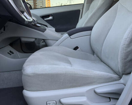 Черный Тойота Приус, объемом двигателя 1.8 л и пробегом 245 тыс. км за 11999 $, фото 10 на Automoto.ua