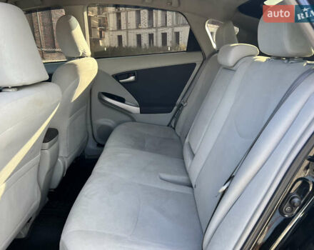 Черный Тойота Приус, объемом двигателя 1.8 л и пробегом 250 тыс. км за 9500 $, фото 8 на Automoto.ua