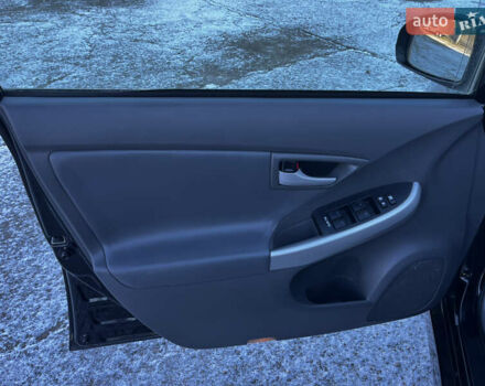 Черный Тойота Приус, объемом двигателя 1.8 л и пробегом 270 тыс. км за 10799 $, фото 22 на Automoto.ua