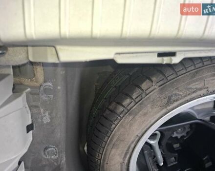 Чорний Тойота Пріус, об'ємом двигуна 1.8 л та пробігом 166 тис. км за 10800 $, фото 10 на Automoto.ua