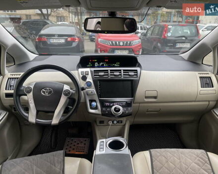 Черный Тойота Приус, объемом двигателя 1.8 л и пробегом 190 тыс. км за 13100 $, фото 12 на Automoto.ua