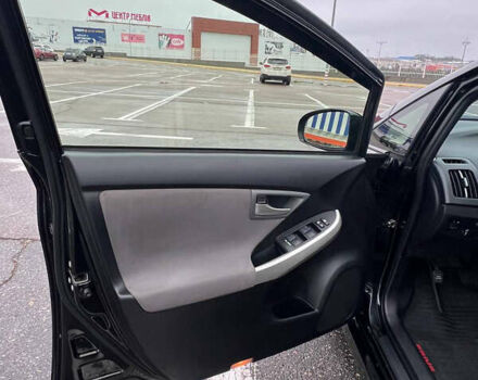 Чорний Тойота Пріус, об'ємом двигуна 1.8 л та пробігом 203 тис. км за 11000 $, фото 8 на Automoto.ua